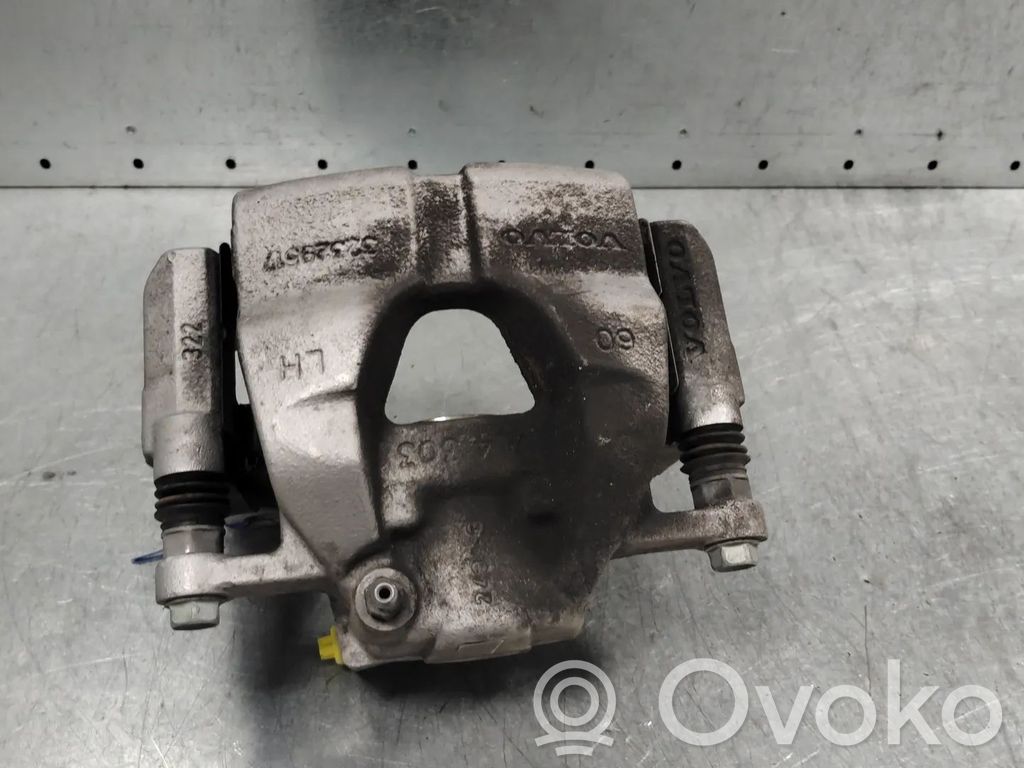 Volvo XC40 Etujarrusatula 