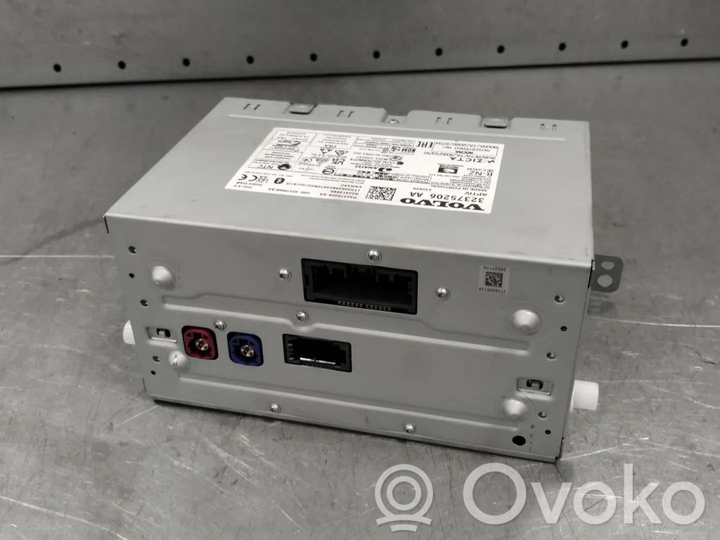 Volvo XC40 Head unit multimedia control 