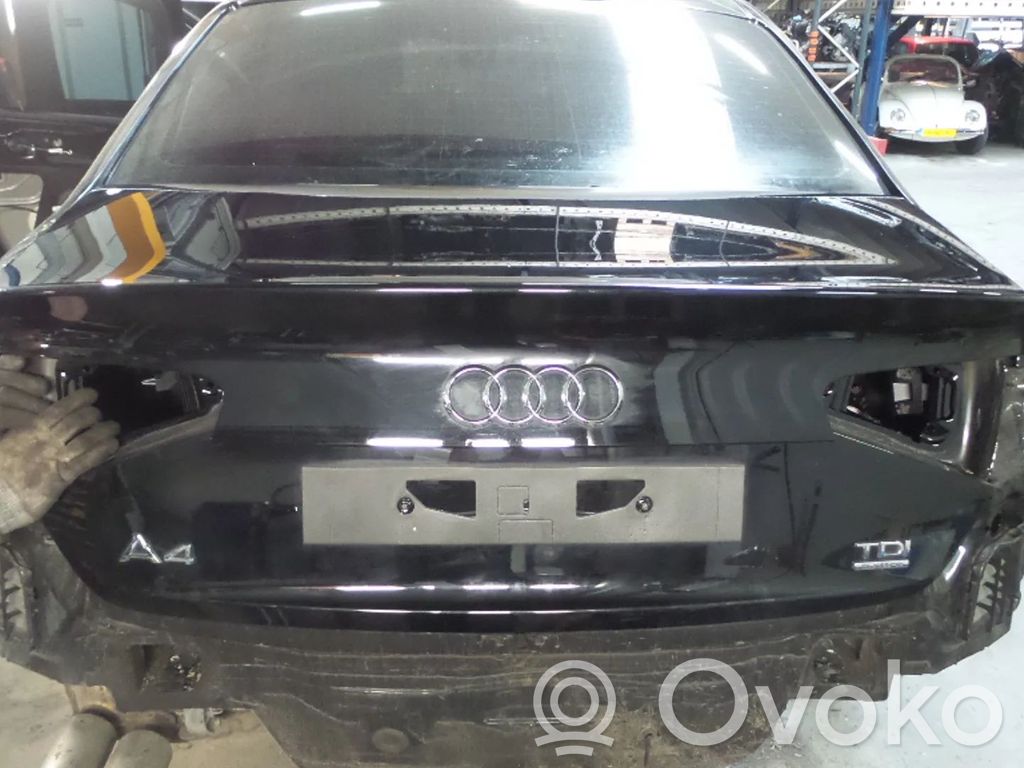 Audi A4 S4 B8 8K Tylna klapa bagażnika 