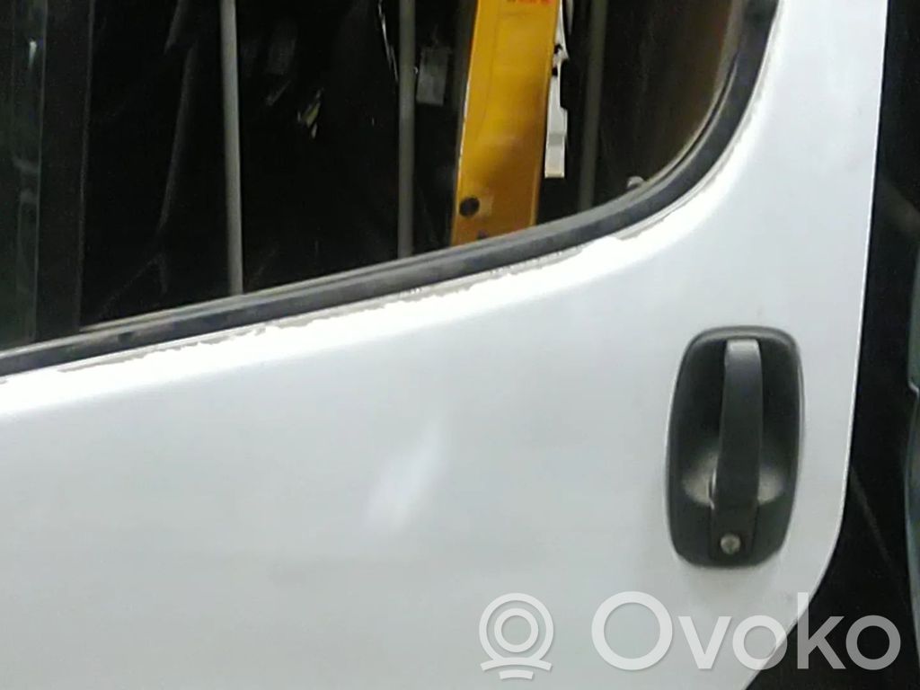 Renault Trafic II (X83) Дверь 