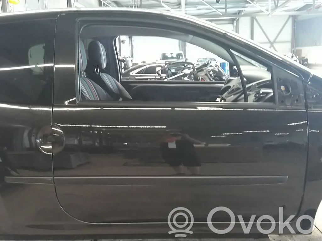 Renault Twingo II Door (2 Door Coupe) 