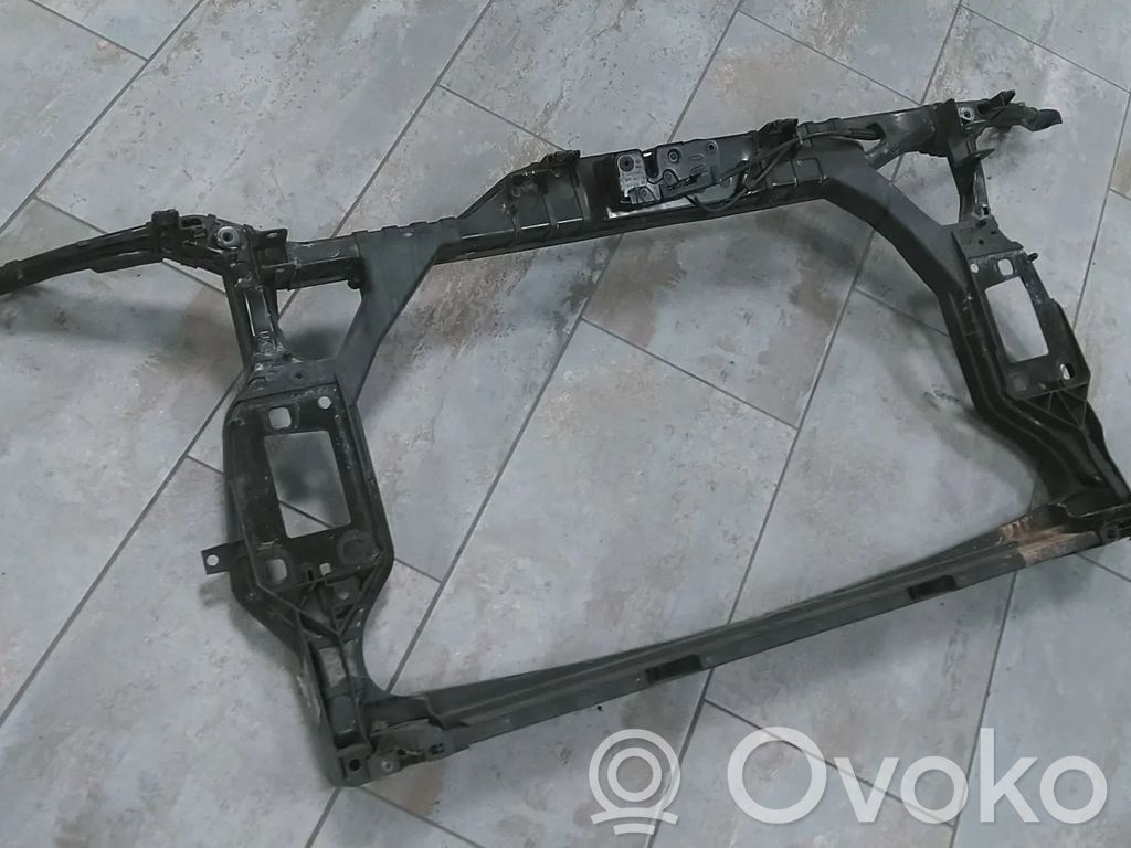 Audi A4 S4 B8 8K Pas przedni 