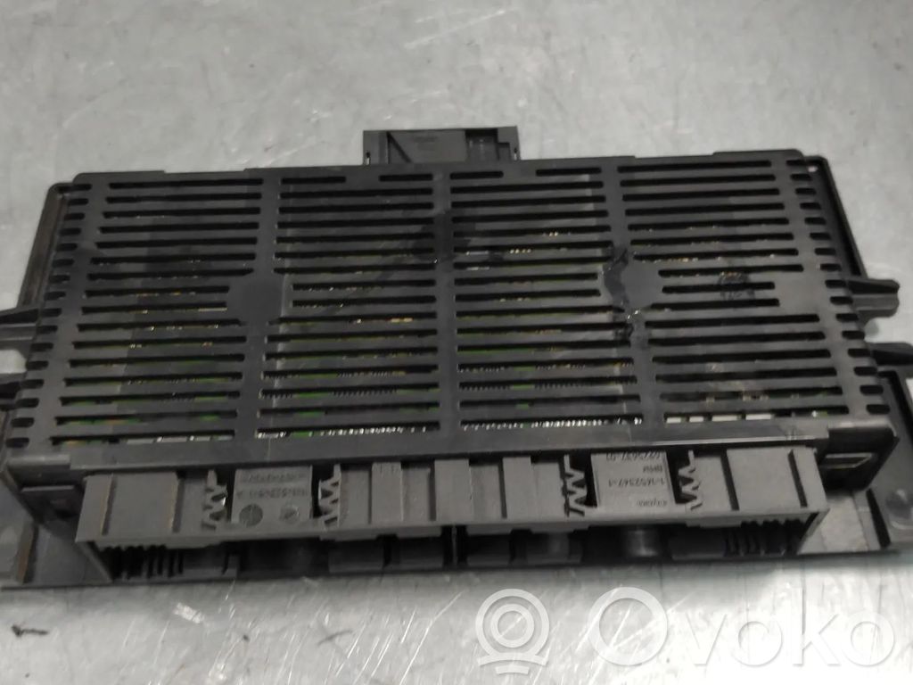 BMW 3 E90 E91 Citu veidu vadības bloki / moduļi 