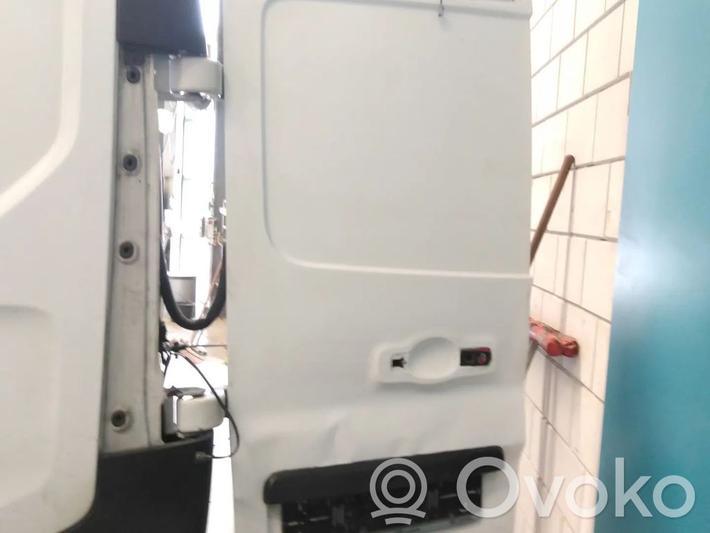 Opel Vivaro Portiera di carico posteriore 