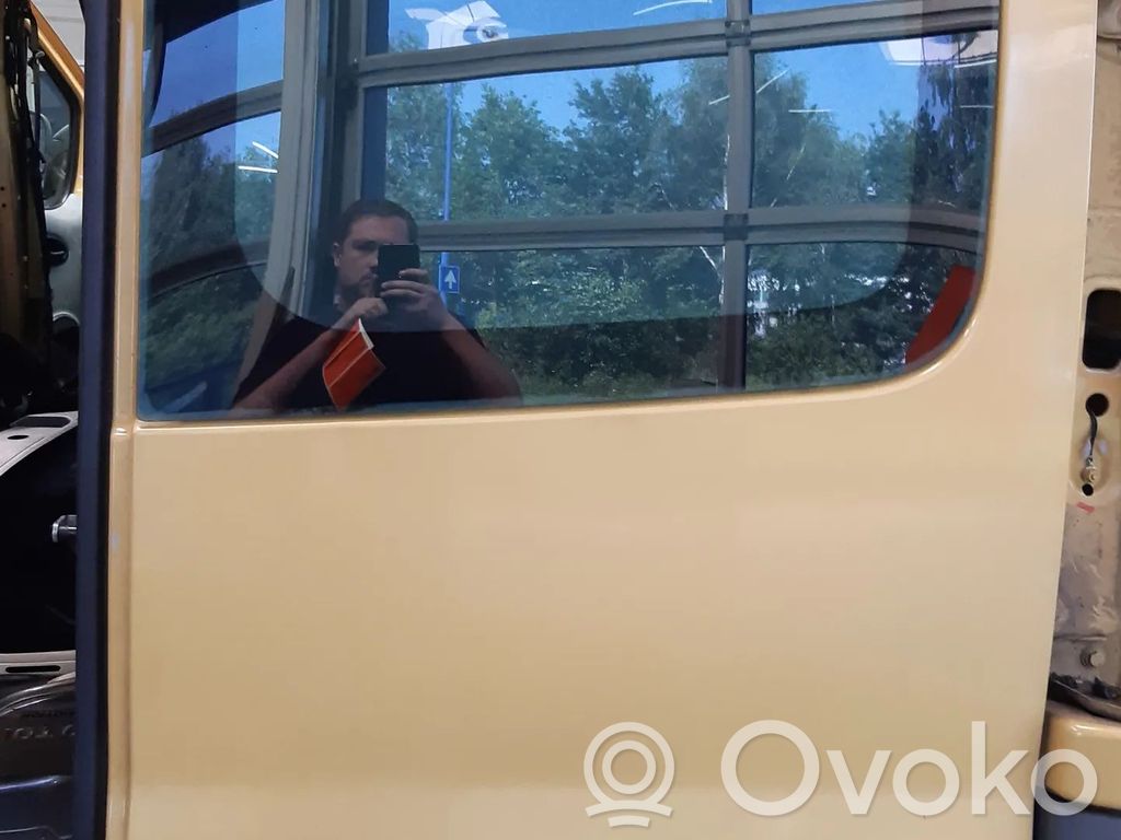 Opel Vivaro Back/rear loading door 