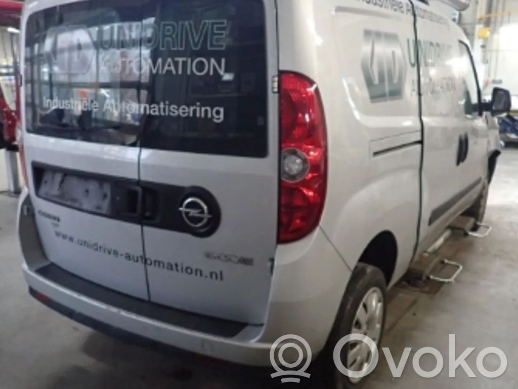 Opel Combo D Krovinių (bagažinės) durys 
