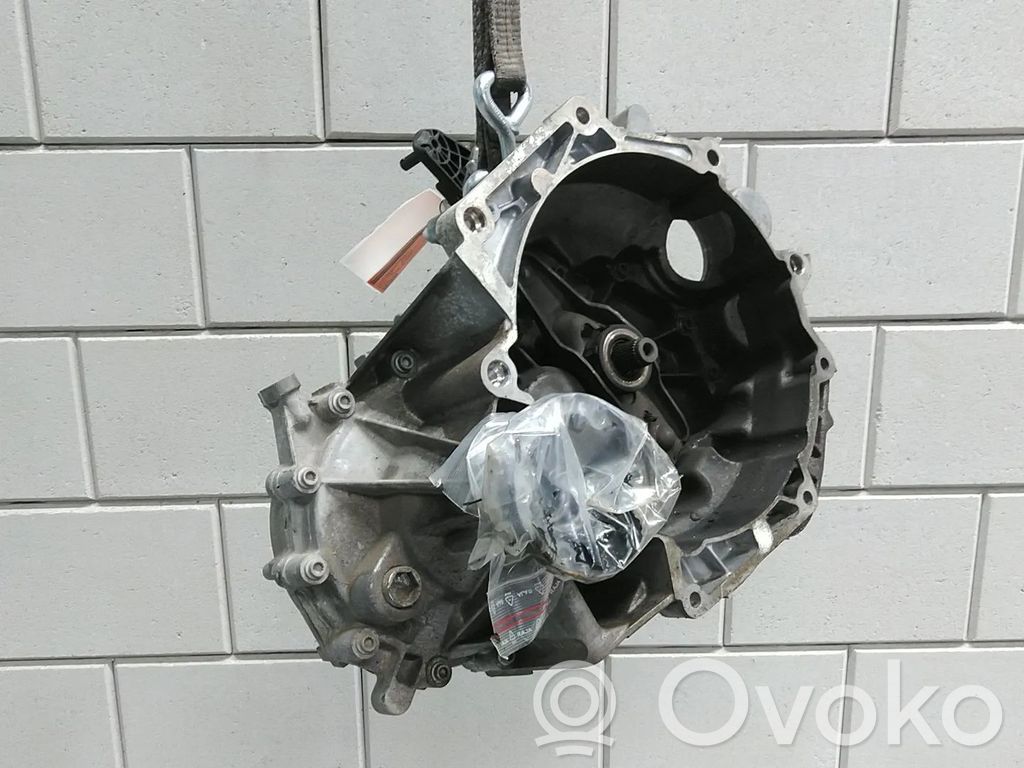 Volkswagen Golf VII Manualna 5-biegowa skrzynia biegów 