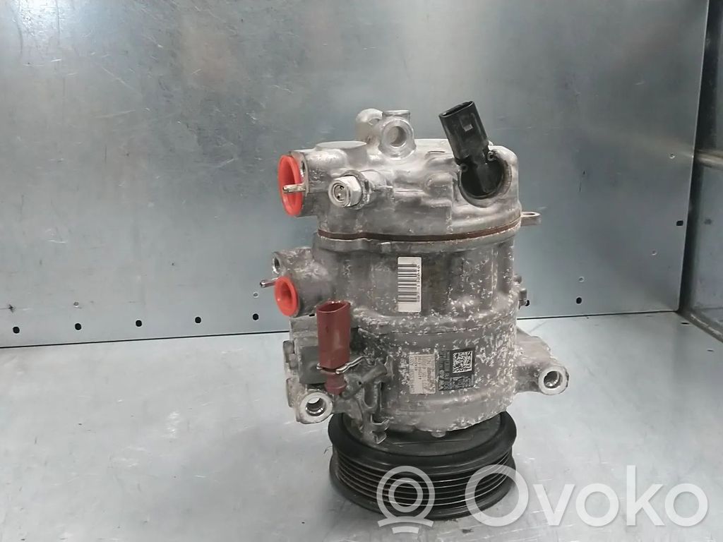 Volkswagen Golf VIII Kompresor / Sprężarka klimatyzacji A/C 