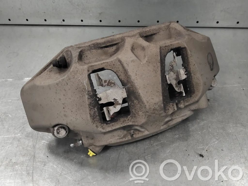Audi Q7 4M Etujarrusatula 