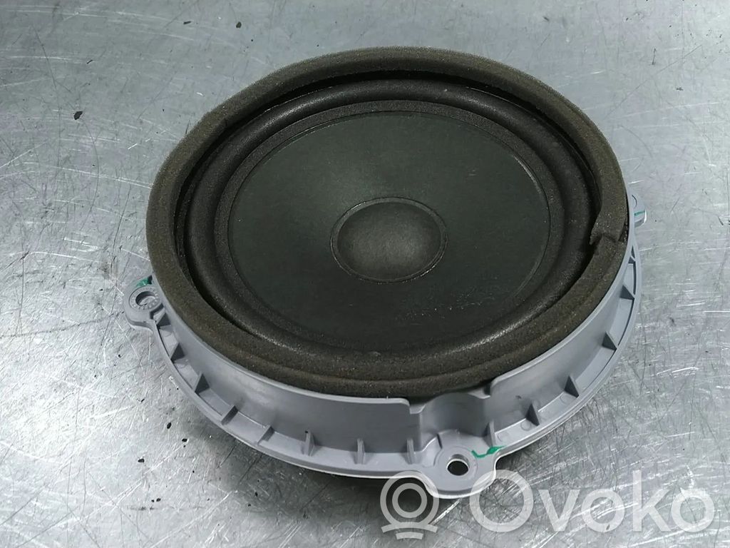 KIA Ceed Etuoven kaiutin 