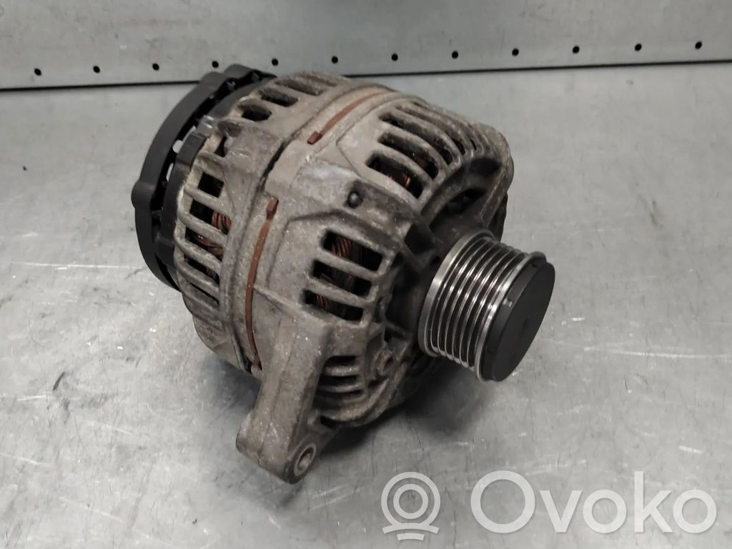 Volkswagen PASSAT B5 Ģenerators 