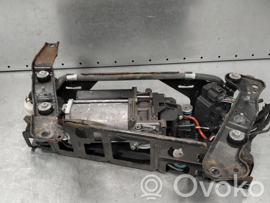 Audi A6 S6 C8 4K Hydraulikpumpe Fahrwerk 