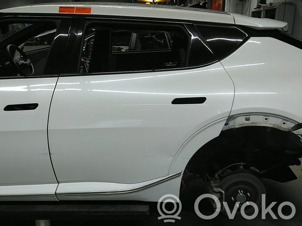 Puerta trasera   77003CV000