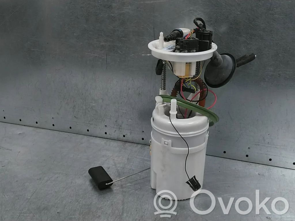 BMW X5 F15 Bomba interna de combustible 