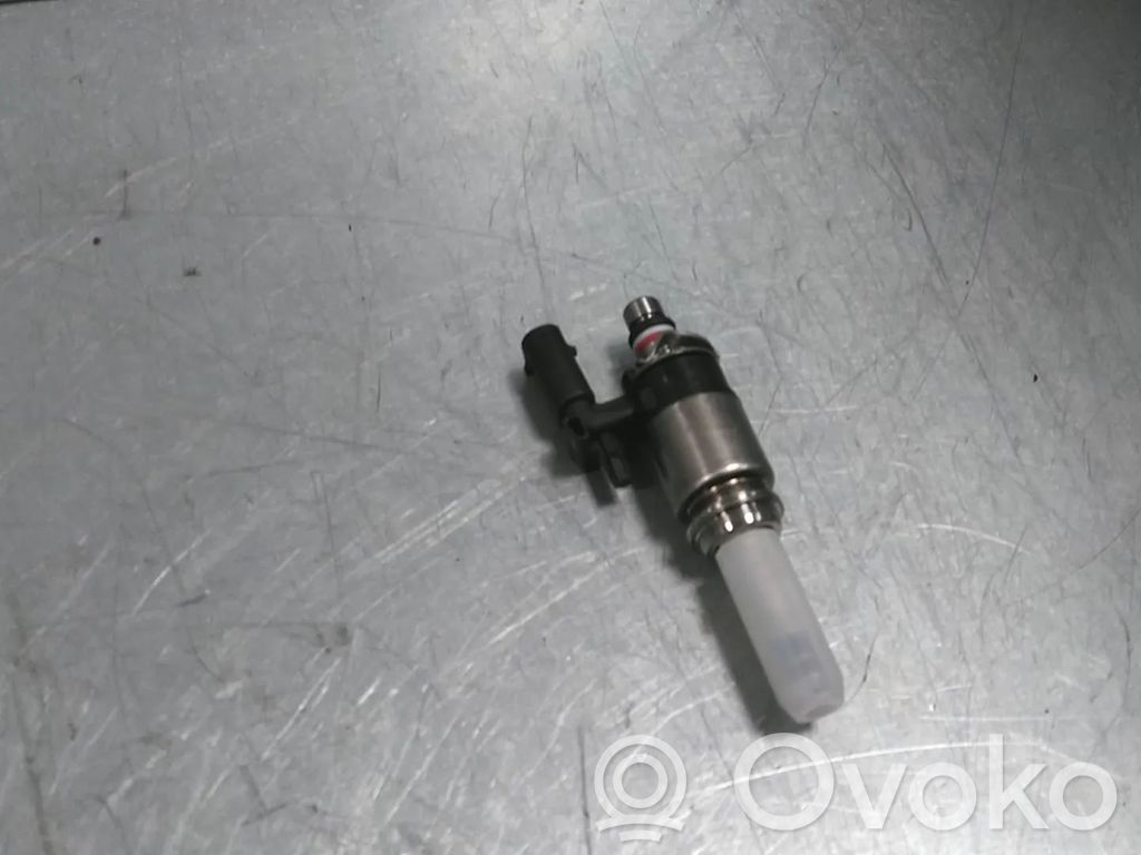 Volkswagen Golf VII Inyector de combustible 