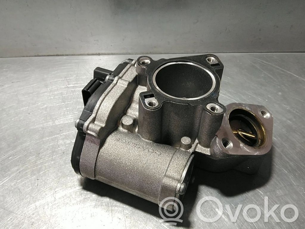 Válvula EGR   8200796674,8200327011,8200796674B,8200796674C,8200987088,H8200327011,M9T676