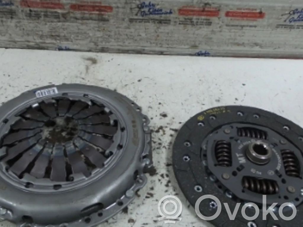 Opel Corsa D Kit ambreiaj 