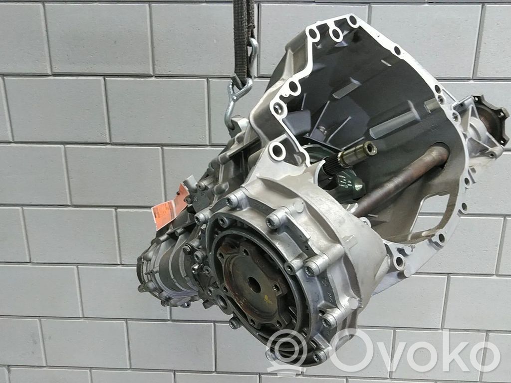 Audi A4 S4 B8 8K Cutie viteze manuală cu 5 trepte 