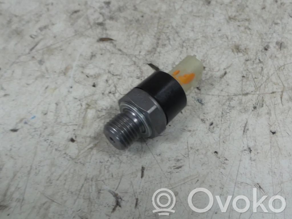 Sensor   8200970474