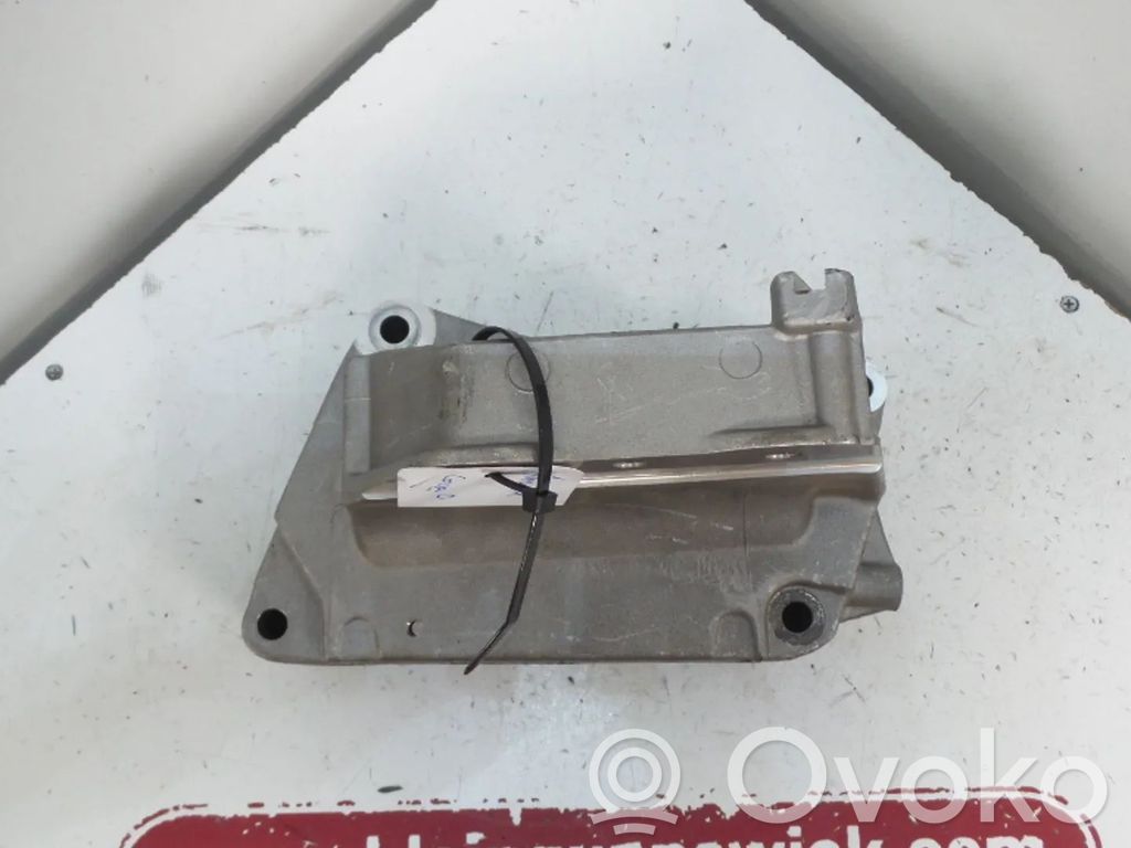Opel Corsa D Supporto di montaggio del motore 