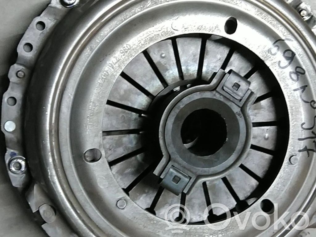 Opel Movano B Volante motor 