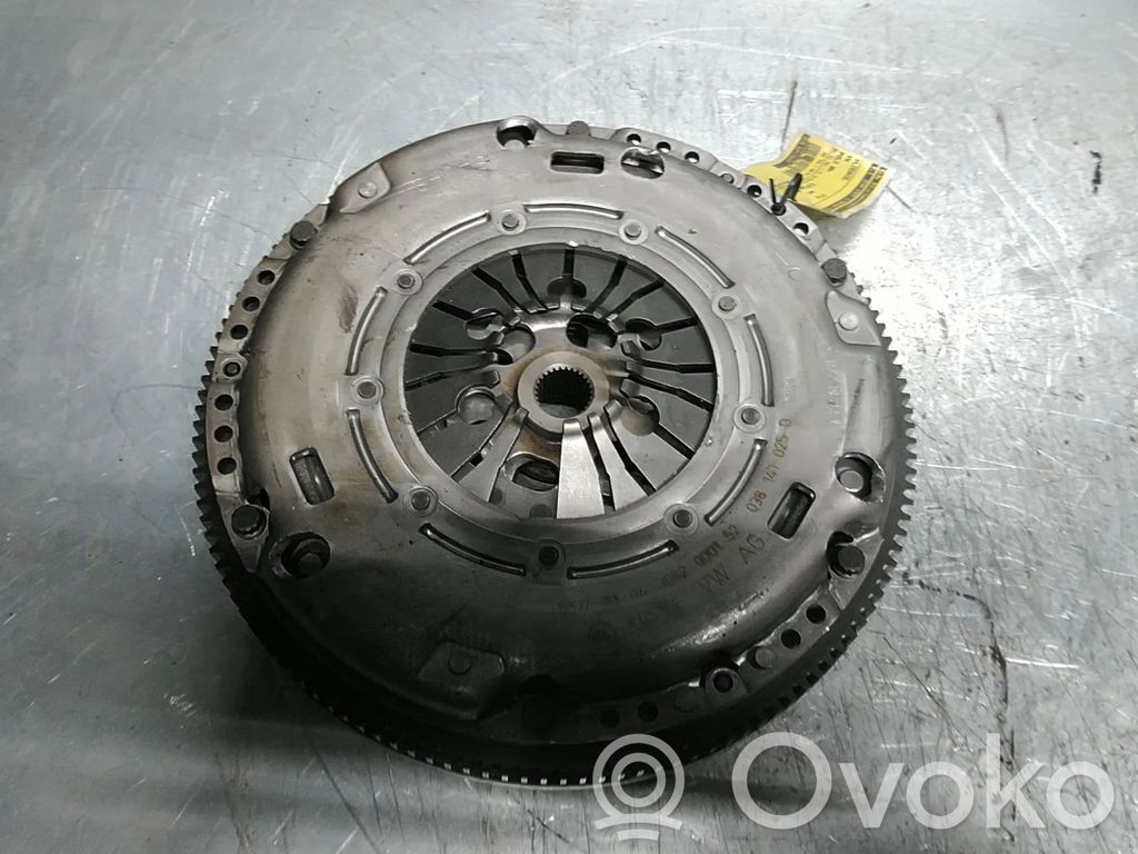 Volkswagen Polo V 6R Volanta ambreiaj 
