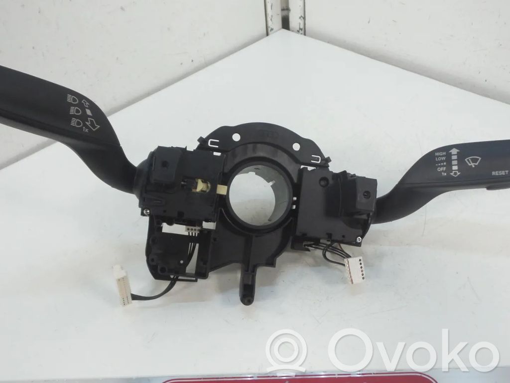 Audi A4 S4 B8 8K Interruptor/palanca de limpiador de luz de giro 