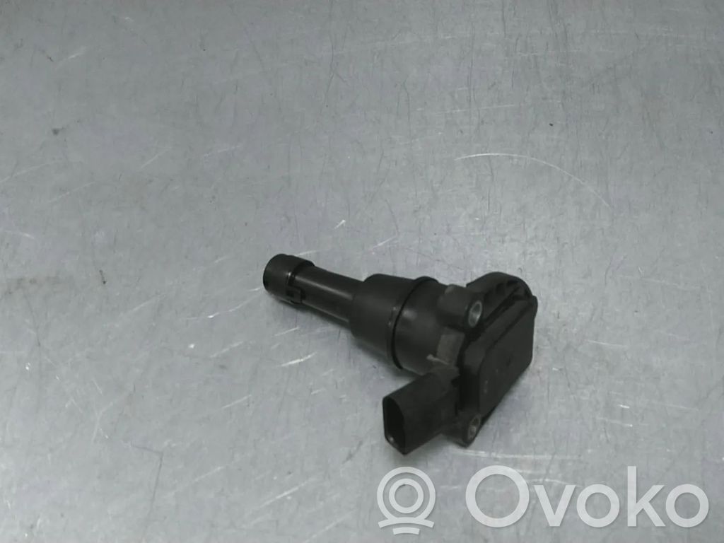 Volkswagen Golf VII Oil level sensor 