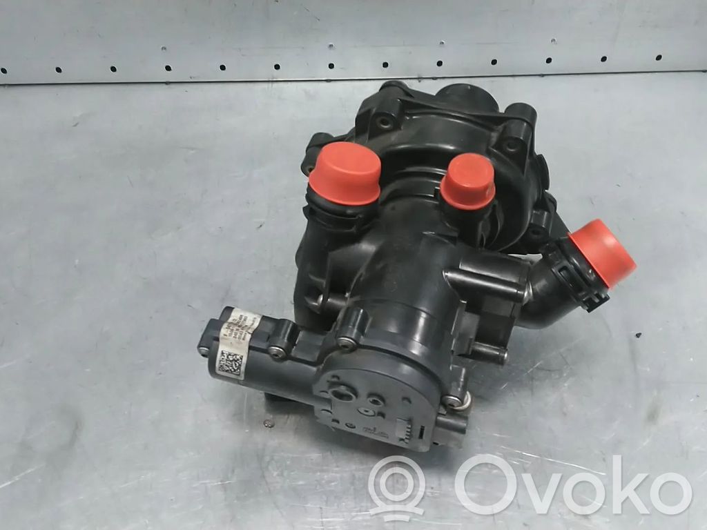 Audi A4 S4 B8 8K Vesipumppu 