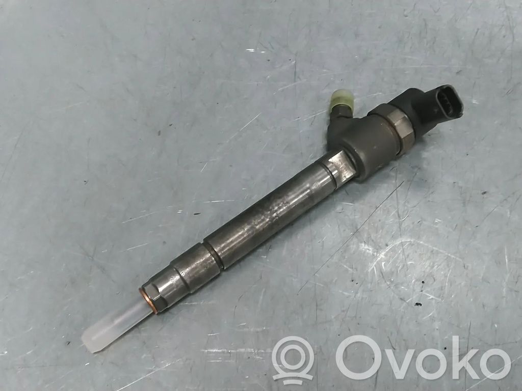Volvo XC70 Fuel injector 
