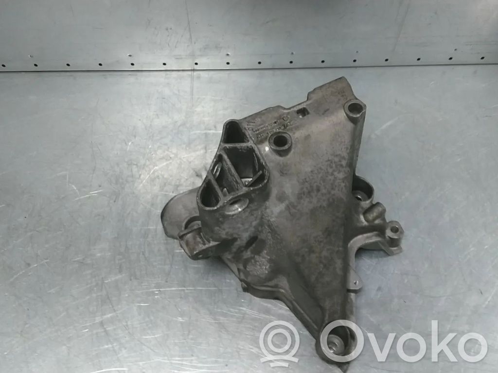 Volkswagen Polo VI Suport tampon motor 