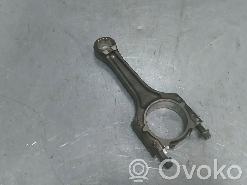 Audi Q3 8U Korbowód 