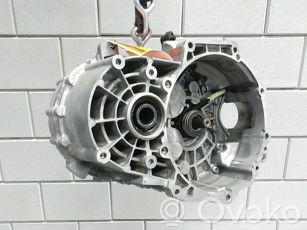 Manualna 5-biegowa skrzynia biegów   02Q300053K,02Q,02Q300053KX,MQ350,TGJ,TGK