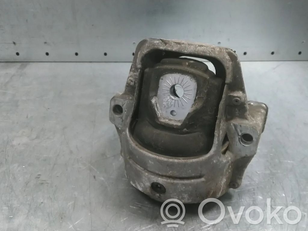 Audi A4 S4 B8 8K Wspornik / Mocowanie silnika 
