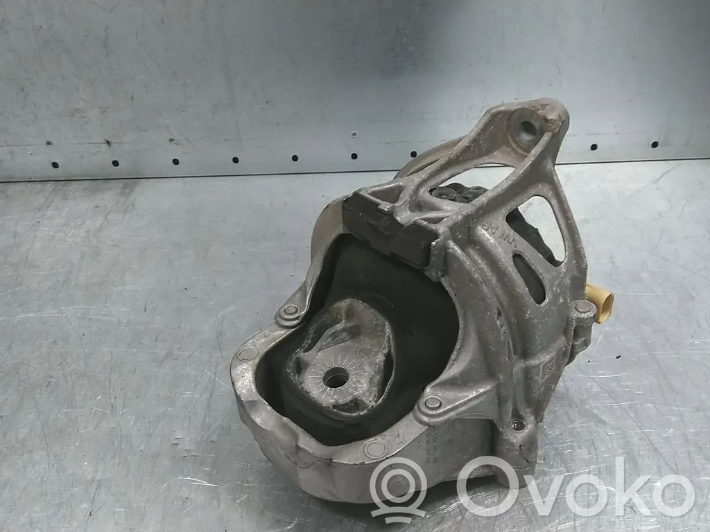 Audi A5 Engine mount bracket 