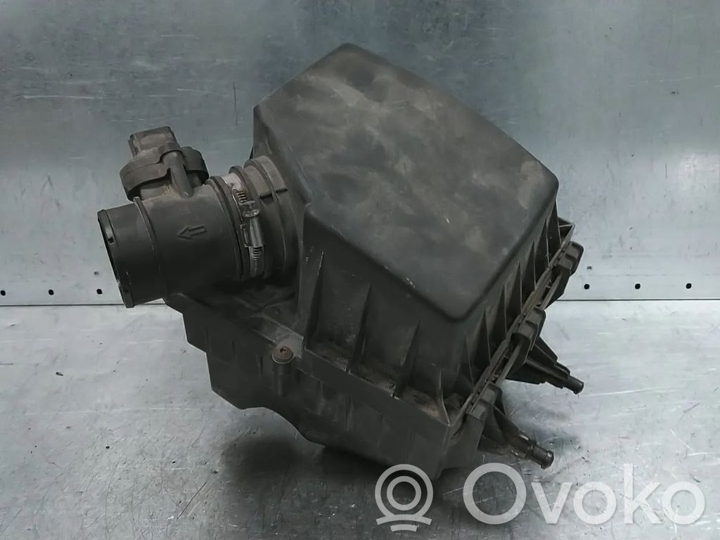 Opel Corsa E Ilmansuodattimen kotelo 
