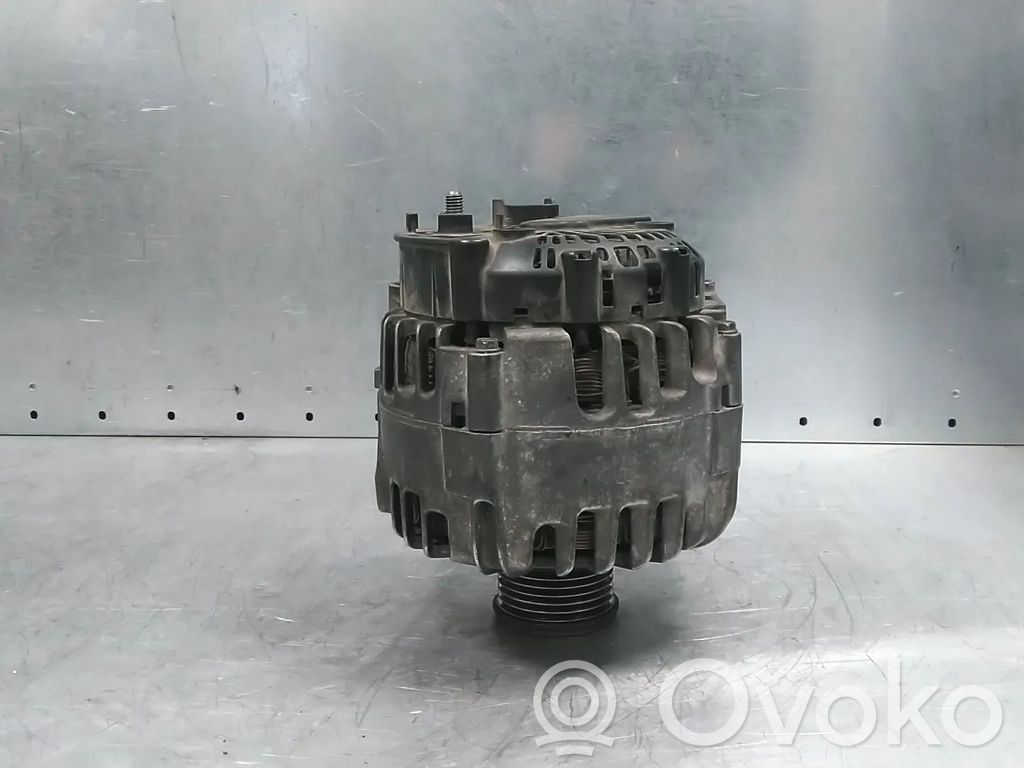 Renault Laguna III Generatorius 