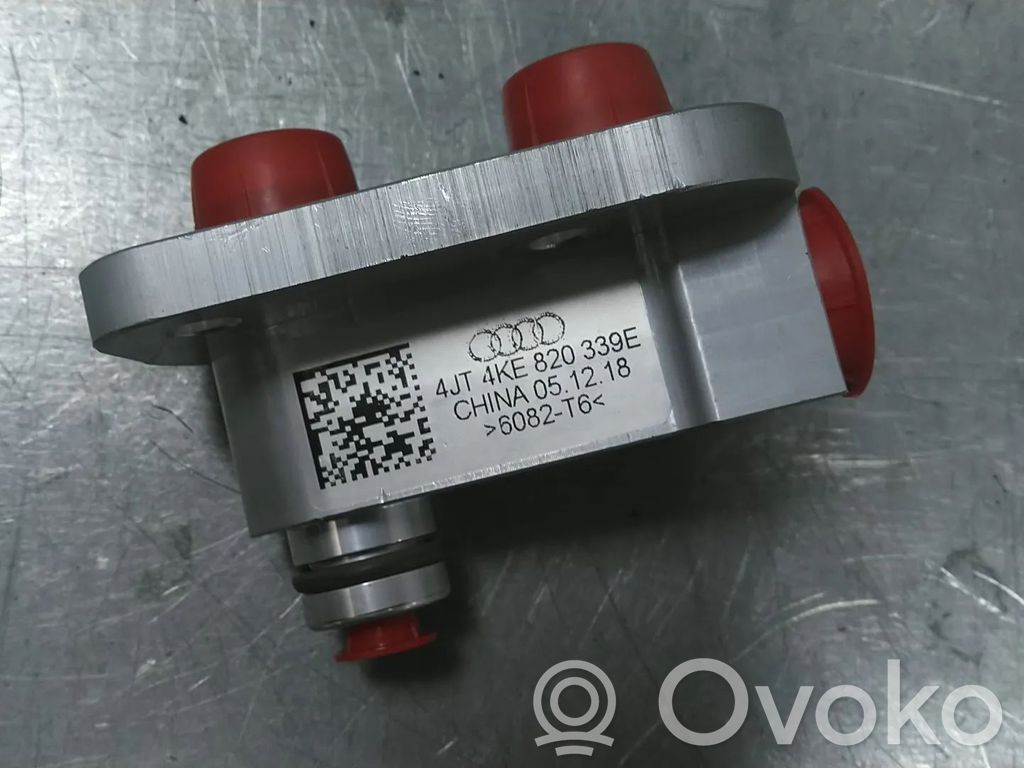 Muu moottorin osa   4KE820339E