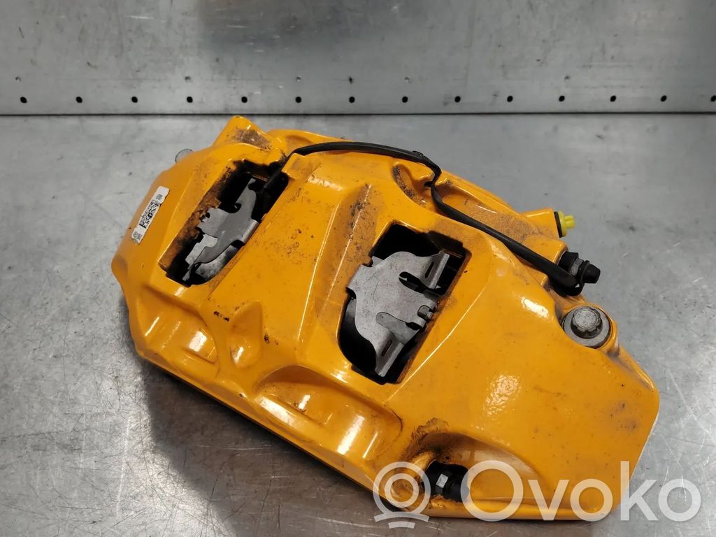 Audi e-tron Etujarrusatula 