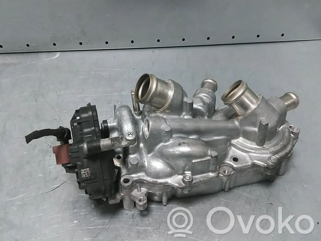 Volkswagen Polo VI Vandens pompa 