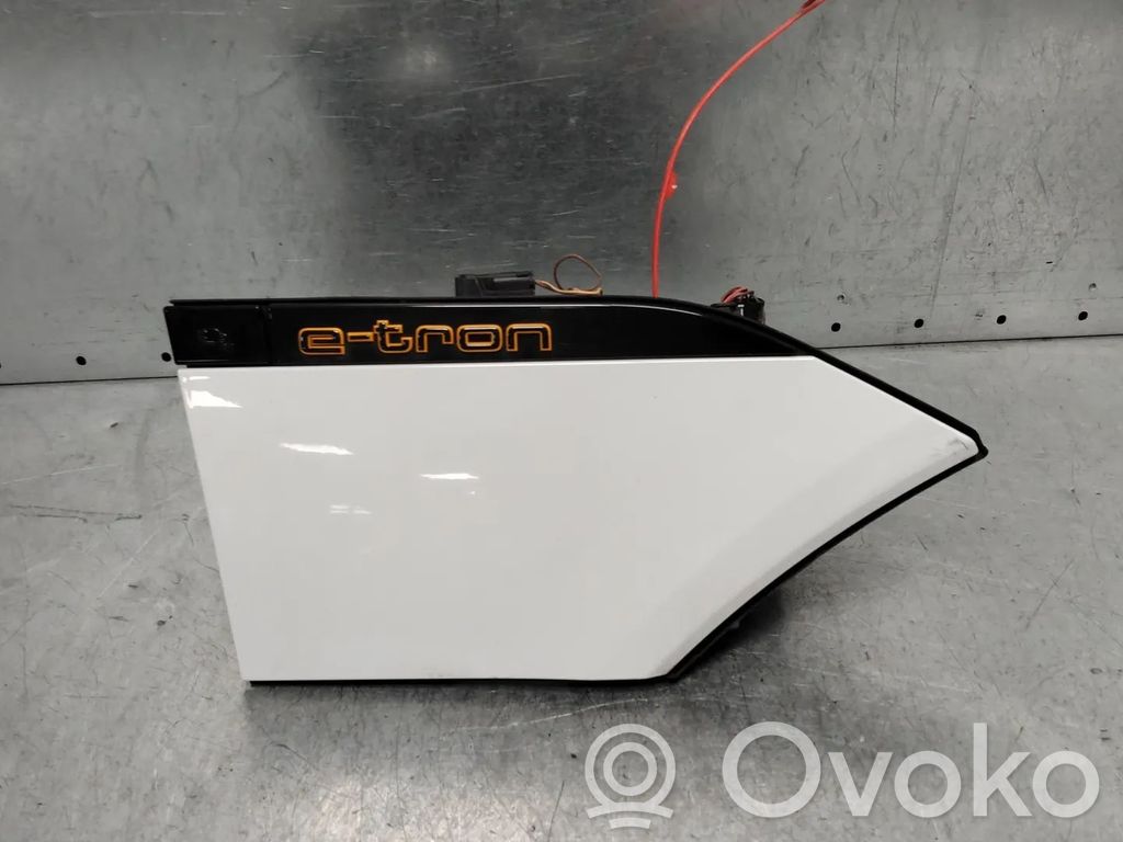 Audi e-tron Trappe d'essence 