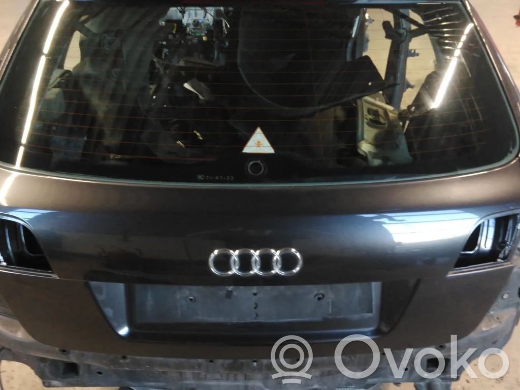 Audi A3 S3 8P Puerta del maletero/compartimento de carga 