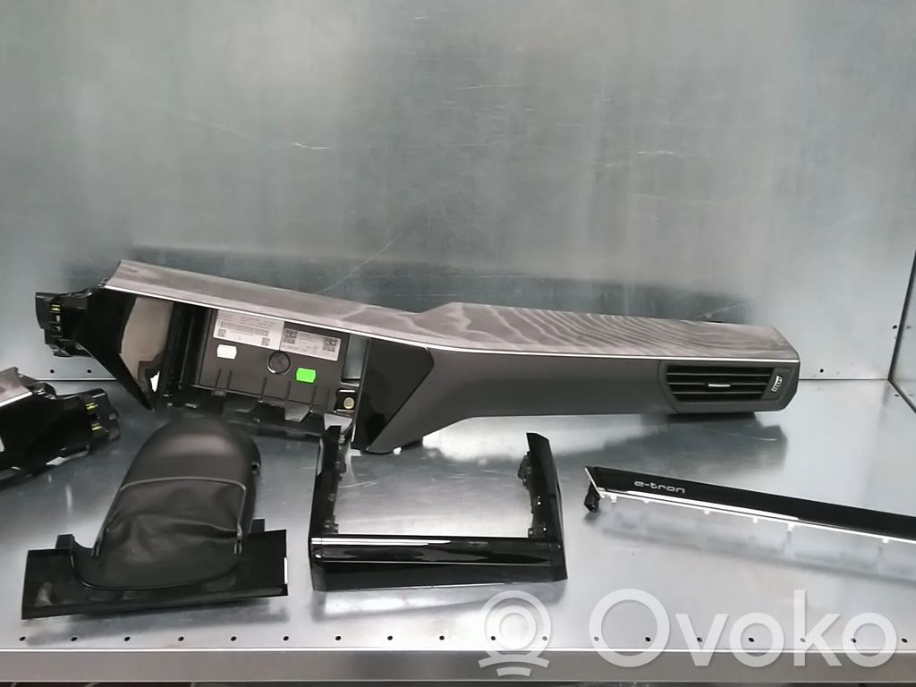 Audi e-tron Other interior part 