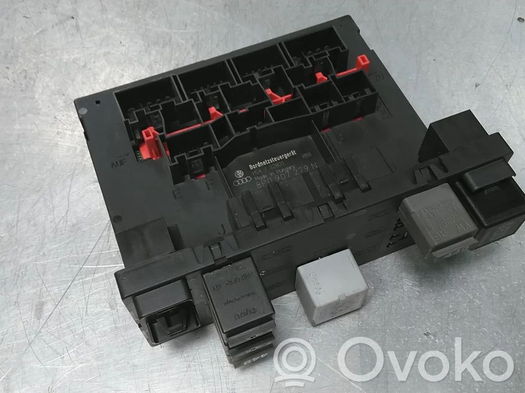 Audi A3 S3 8P BSM Control unit 