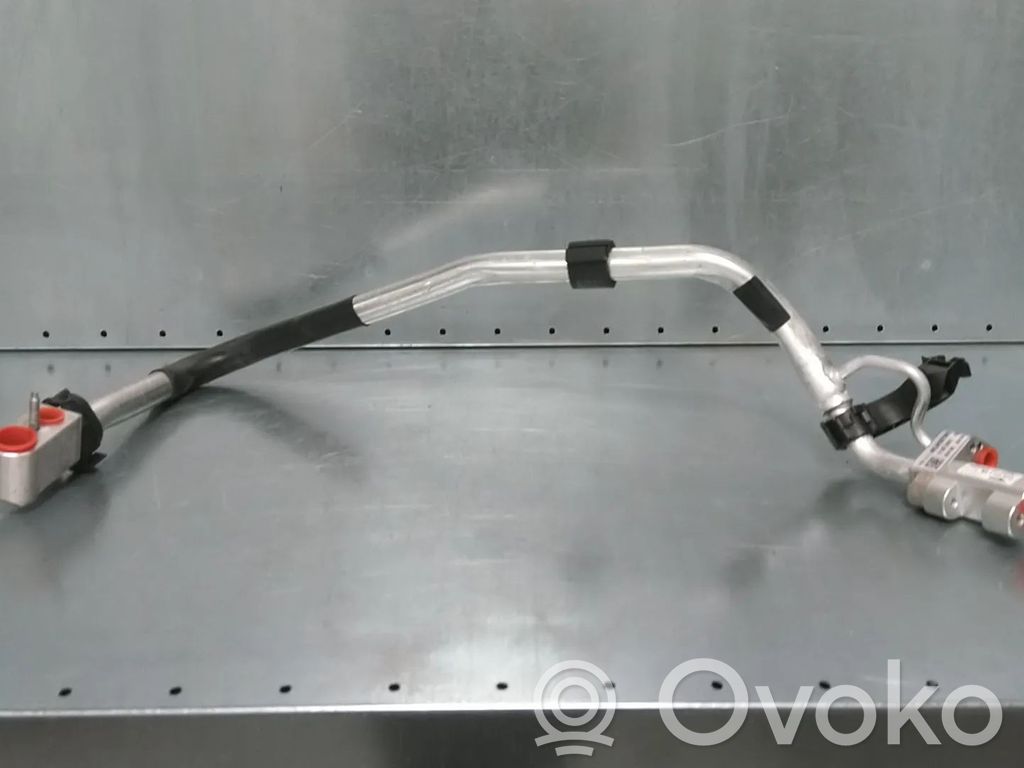 Audi e-tron Ilmastointilaitteen putki (A/C) 