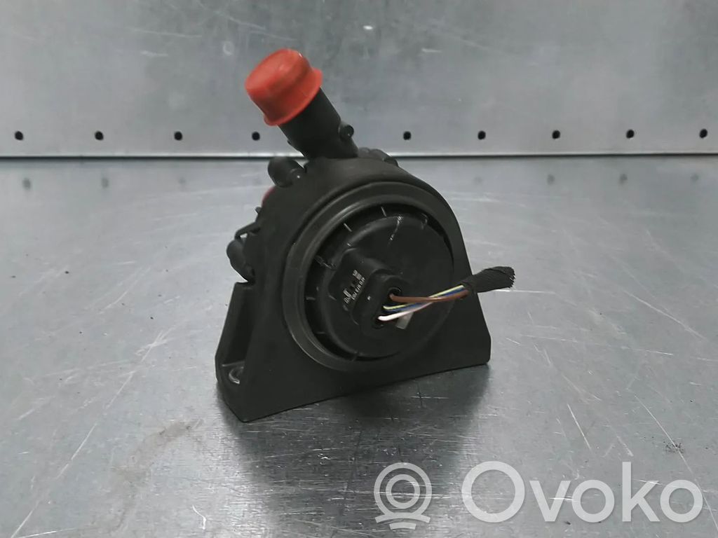 Vesipumppu   4KE121601