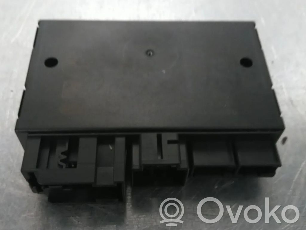 BMW 4 F32 F33 Otros repuestos del interior 
