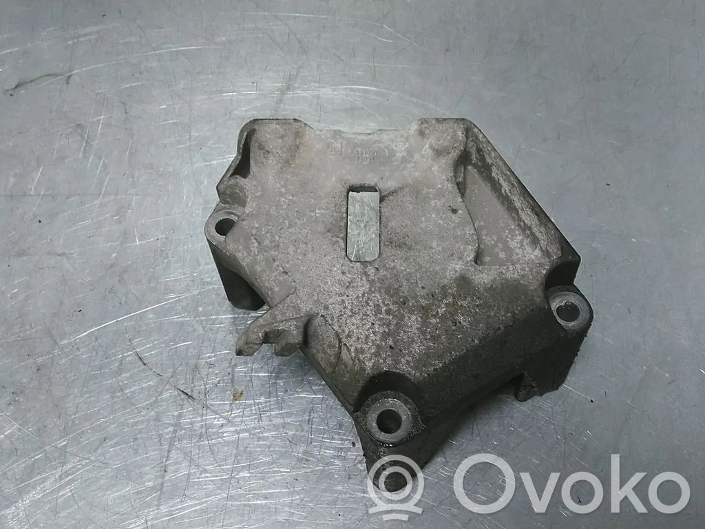 Opel Corsa D Engine mount bracket 