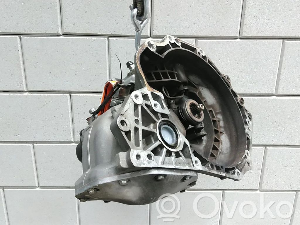 Opel Corsa E Manual 5 speed gearbox 