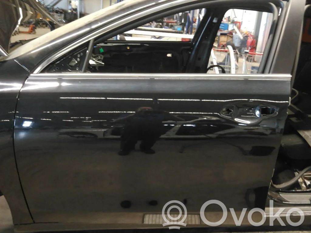 Puerta delantera   76003J7000